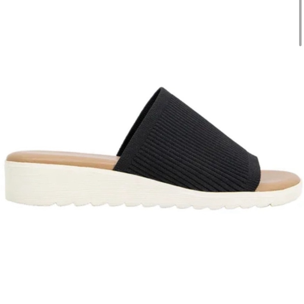 kensie ellie black stretchy fabric upper cushioned footbed size 7 and 8 NIB
